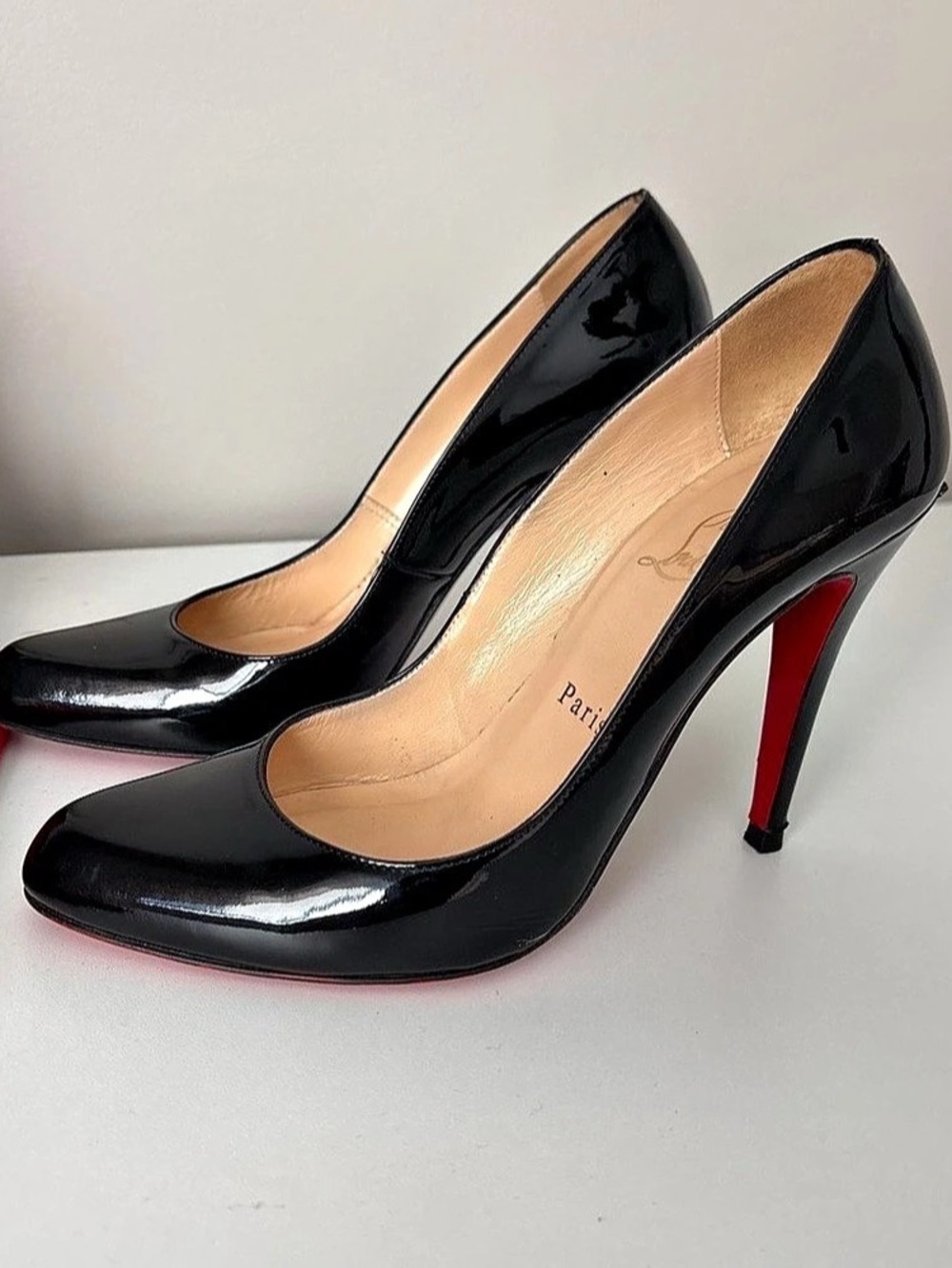 Christian Louboutin patent Pumps